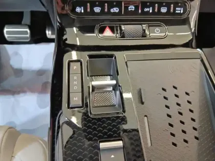 Photo 13 Citroën C5 aircross  Hybride 145 ch e-DCS6
