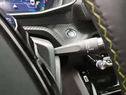 Photo 29 Peugeot 2008  Electrique 136 ch