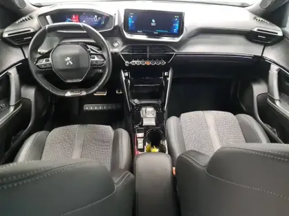 Photo 42 Peugeot 2008  Electrique 136 ch