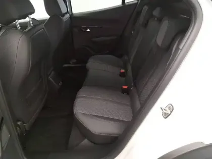 Photo 25 Peugeot 2008  Electrique 136 ch