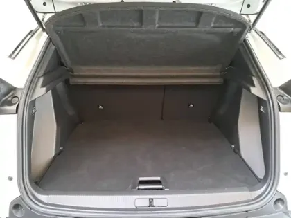 Photo 18 Peugeot 2008  Electrique 136 ch