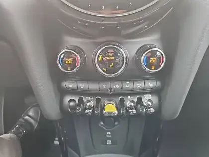 Photo 26 Mini Mini Hatch 3 Portes Cooper SE 184 ch