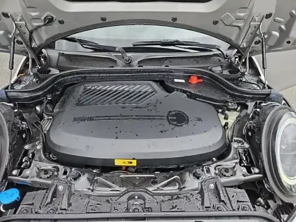 Photo 12 Mini Mini Hatch 3 Portes Cooper SE 184 ch