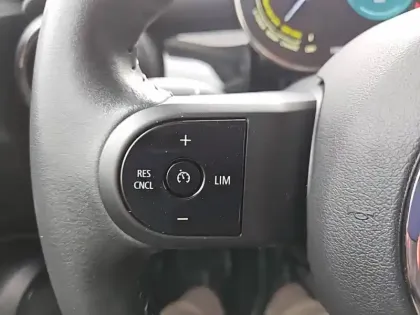 Photo 21 Mini Mini Hatch 3 Portes Cooper SE 184 ch