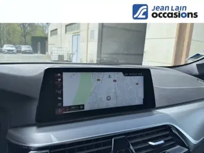 Photo 15 BMW Serie 5 520d xDrive 190 ch BVA8