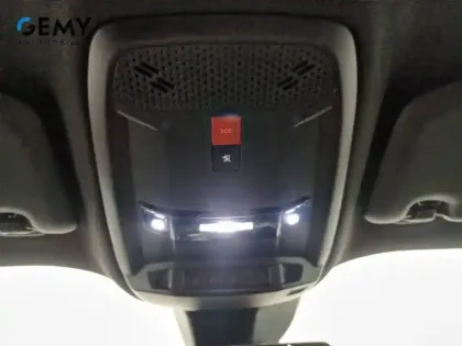 Photo 14 Peugeot 2008  PureTech 130 S&S EAT8
