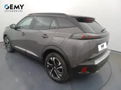 Photo 16 Peugeot 2008  PureTech 130 S&S EAT8