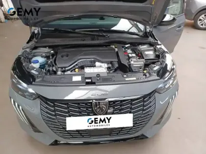 Photo 11 Peugeot 208  Hybrid 145 ch e-DCS6