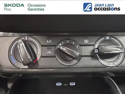 Photo 16 Skoda Fabia  1.0 MPI 80 ch BVM5