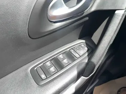 Photo 33 Renault Kadjar  TCe 140 FAP EDC