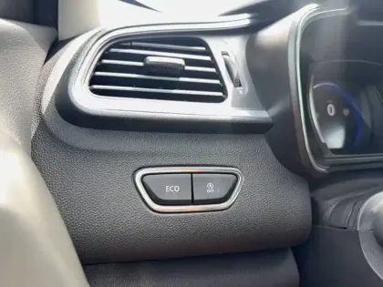 Photo 39 Renault Kadjar  TCe 140 FAP EDC