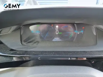 Photo 14 Peugeot 408  Electrique 58 kWh 210 ch