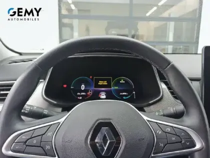 Photo 13 Renault Arkana  E-Tech hybride 145 - 22