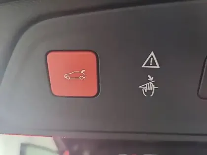 Photo 31 Peugeot 3008  2.0 BlueHDi 180ch S&S EAT6