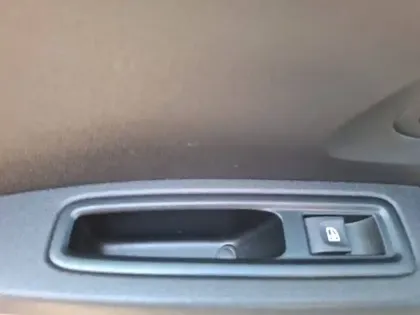 Photo 18 Dacia Sandero  SCe 65 - 22