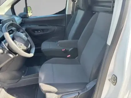 Photo 10 Peugeot Partner  FOURGON STANDARD 650 KG BLUEHDI 130 S&S EAT8