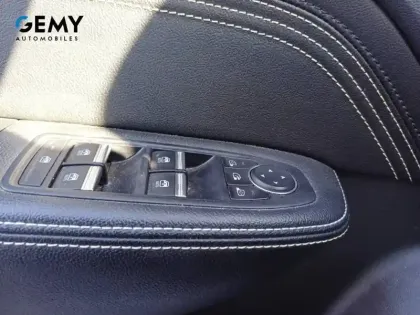 Photo 21 Renault Arkana  E-Tech hybride 145 - 22