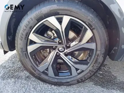 Photo 10 Renault Arkana  E-Tech hybride 145 - 22