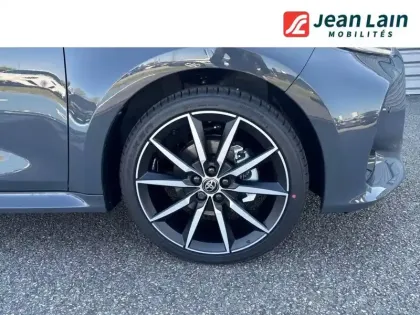 Photo 8 Toyota Yaris  Hybride 130h