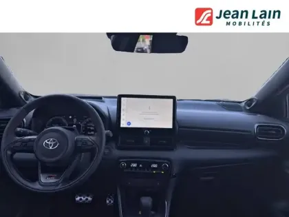 Photo 17 Toyota Yaris  Hybride 130h