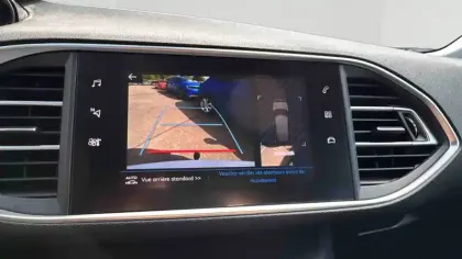 Photo 14 Peugeot 308  BlueHDi 130ch S&S EAT8