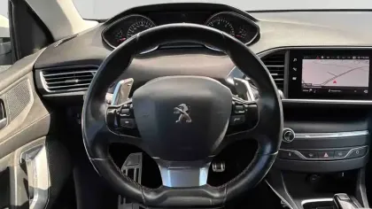 Photo 12 Peugeot 308  BlueHDi 130ch S&S EAT8