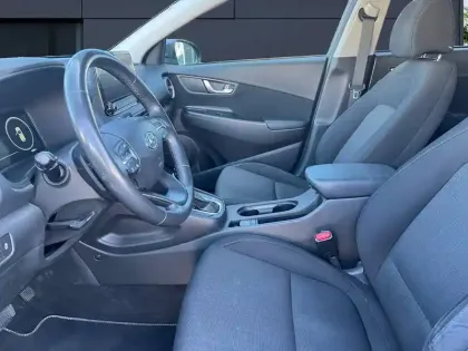Photo 8 Hyundai Kona  Hybrid 141