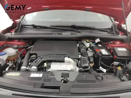 Photo 14 Peugeot 2008  PureTech 130 S&S EAT8