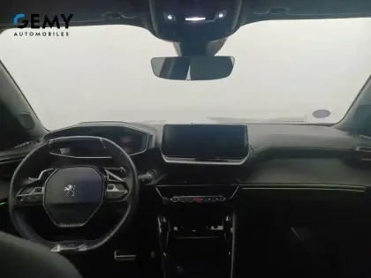 Photo 7 Peugeot 2008  PureTech 130 S&S EAT8