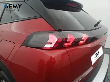 Photo 16 Peugeot 2008  PureTech 130 S&S EAT8