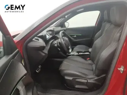 Photo 8 Peugeot 2008  PureTech 130 S&S EAT8