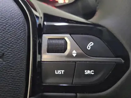 Photo 49 Peugeot 208  100 S&S BVM6