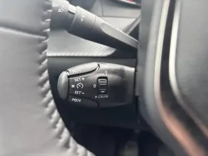 Photo 20 Peugeot 208  100 S&S BVM6