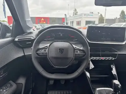 Photo 8 Peugeot 208  100 S&S BVM6