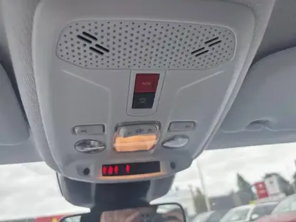 Photo 18 Peugeot 208  100 S&S BVM6