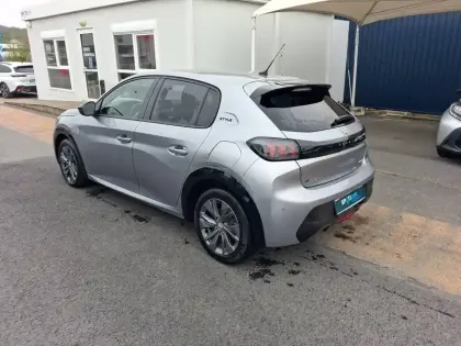 Photo 6 Peugeot 208  Electrique 50 kWh 136ch