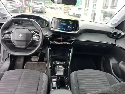 Photo 10 Peugeot 208  Electrique 50 kWh 136ch