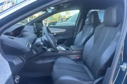 Photo 9 Peugeot 5008  PureTech 130ch S&S BVM6