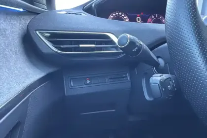 Photo 19 Peugeot 5008  PureTech 130ch S&S BVM6