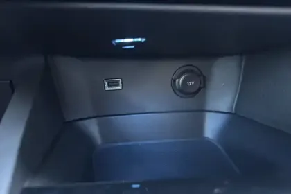 Photo 25 Peugeot 5008  PureTech 130ch S&S BVM6