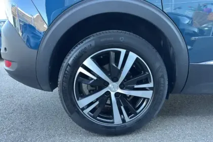 Photo 14 Peugeot 5008  PureTech 130ch S&S BVM6