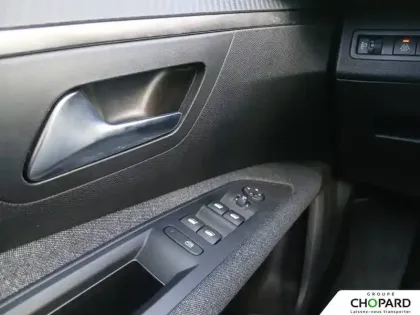 Photo 18 Peugeot 3008  Puretech 130ch S&S BVM6