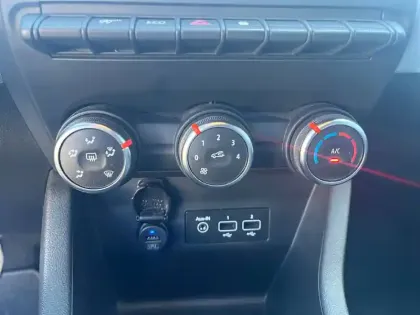 Photo 23 Renault Clio  TCe 90 - 21