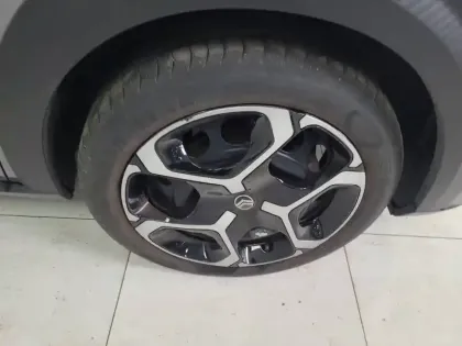 Photo 8 Citroën C3  Turbo 100 ch Manuelle