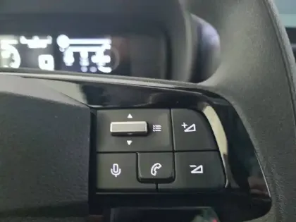 Photo 27 Citroën Berlingo  VAN M DIESEL 100 CH MANUELLE