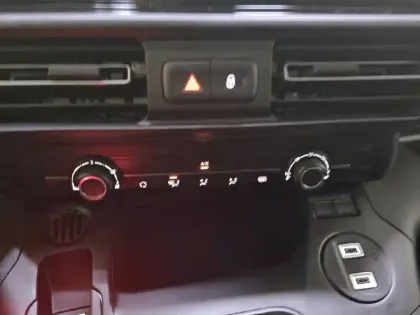 Photo 23 Citroën Berlingo  VAN M DIESEL 100 CH MANUELLE