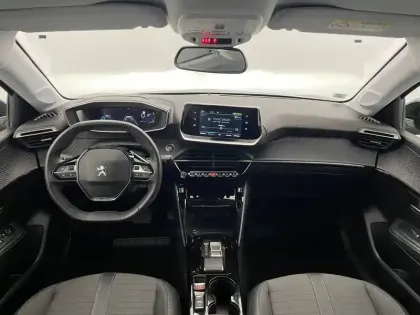 Photo 24 Peugeot 208  Electrique 50 kWh 136ch