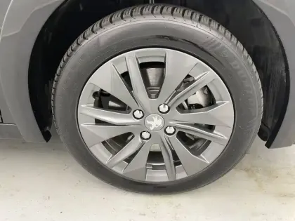 Photo 17 Peugeot 208  Electrique 50 kWh 136ch