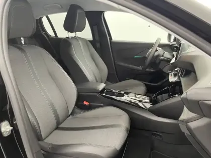 Photo 25 Peugeot 208  Electrique 50 kWh 136ch