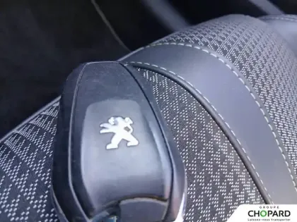 Photo 13 Peugeot 208  Electrique 50 kWh 136ch